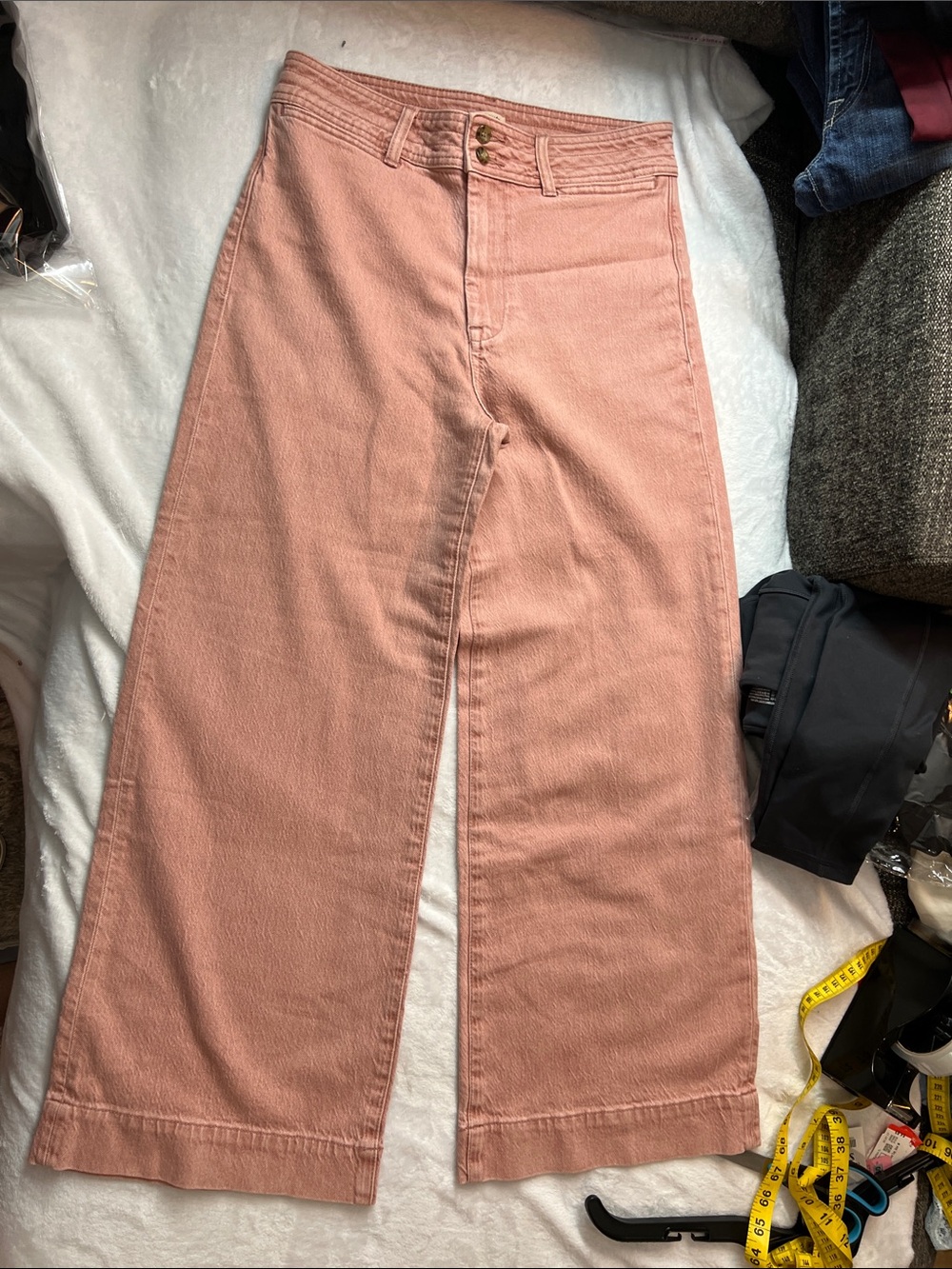 Faherty Wide-Leg High-Rise Jeans in Dusty Pink 2088